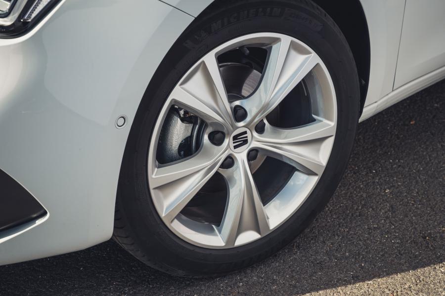 Колеса Seat Leon FR 2020 года  (UK) (фото 33 из 40)